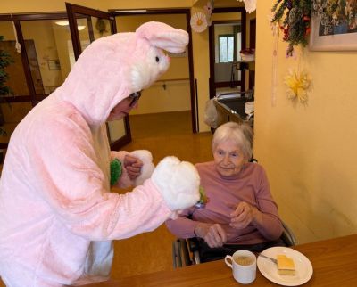 Hallbergmooser Frauen Union und der Rosa Osterhase  – Bild 7
